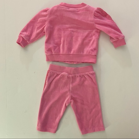 Truly Scrumptious by Heidi Klum pink velour sweatsuit size 3-6 months - Picture 5 of 6